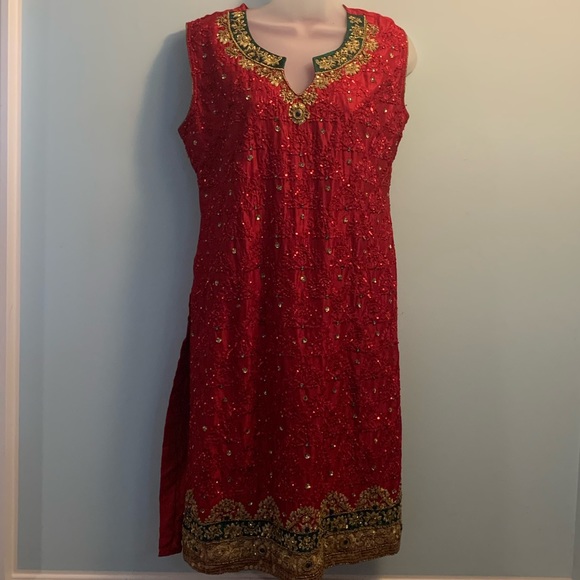 Vintage Indian Red Silk Sequined Embroidered Dress Size M - Picture 2 of 6